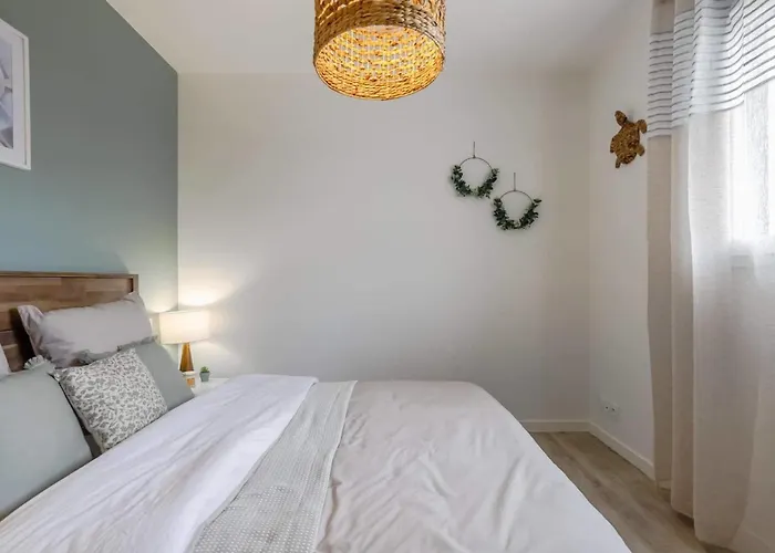 Clair Jeanne - 900m - Parking *