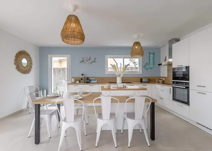 Clair Jeanne - 900m - Parking *