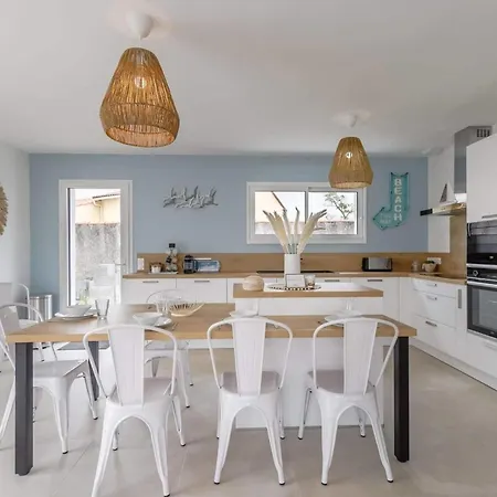 Clair Jeanne - 900m - Parking *