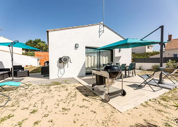 Clair Jeanne - Charmante Maison Neuve *